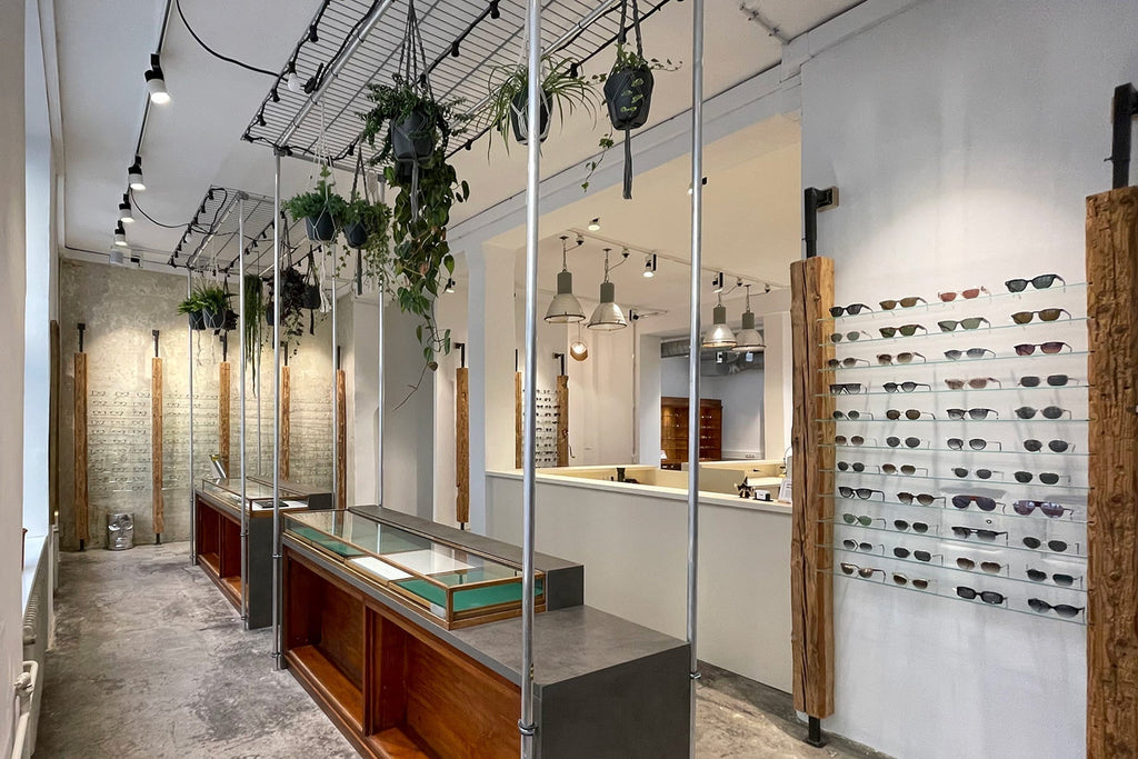 Der "Hidden Optician" in München-Schwabing sucht Optiker